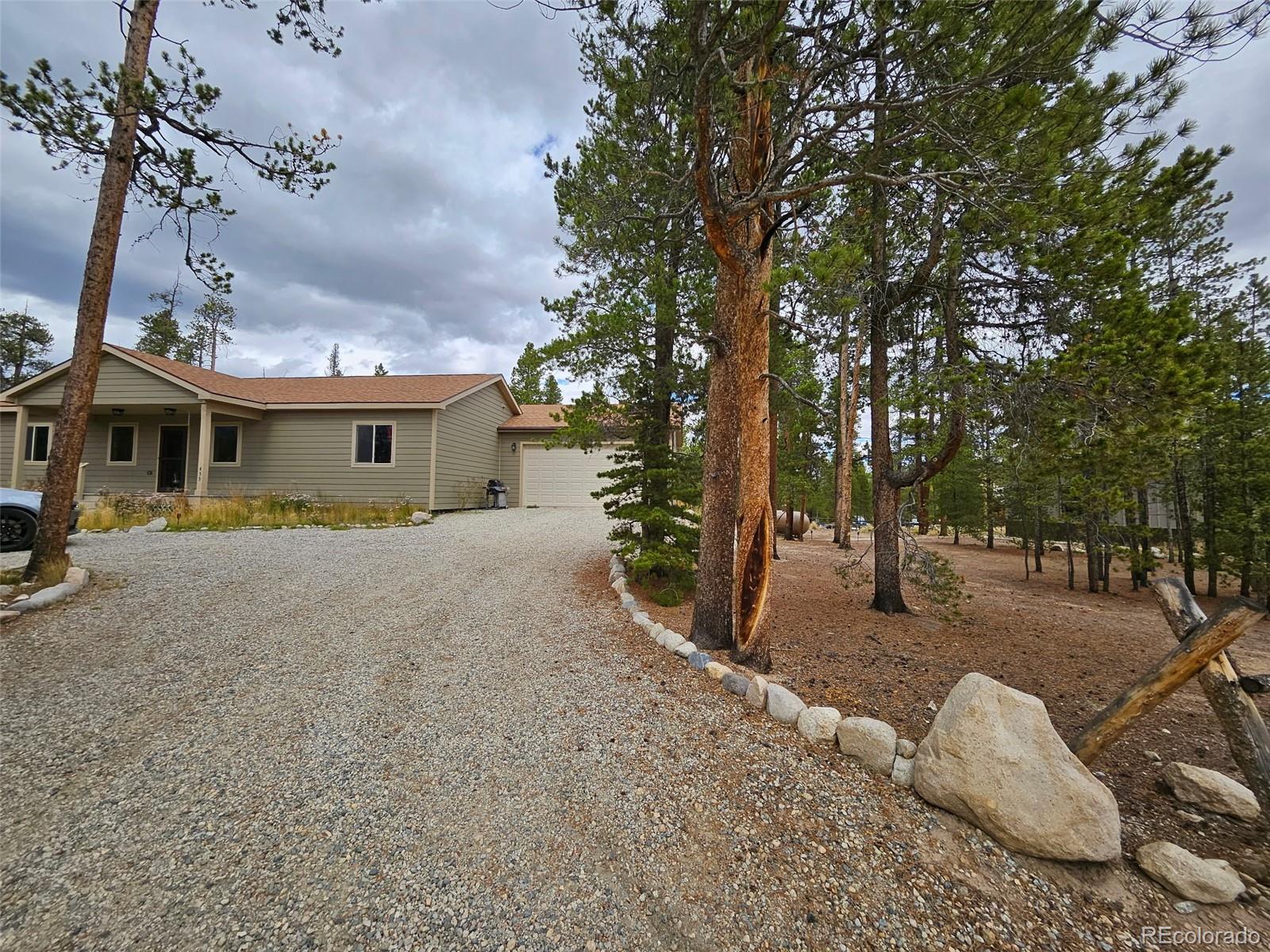 Photo of Listing #9520177