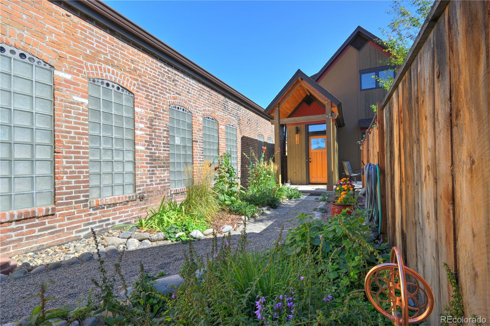 Photo of Listing #9599022