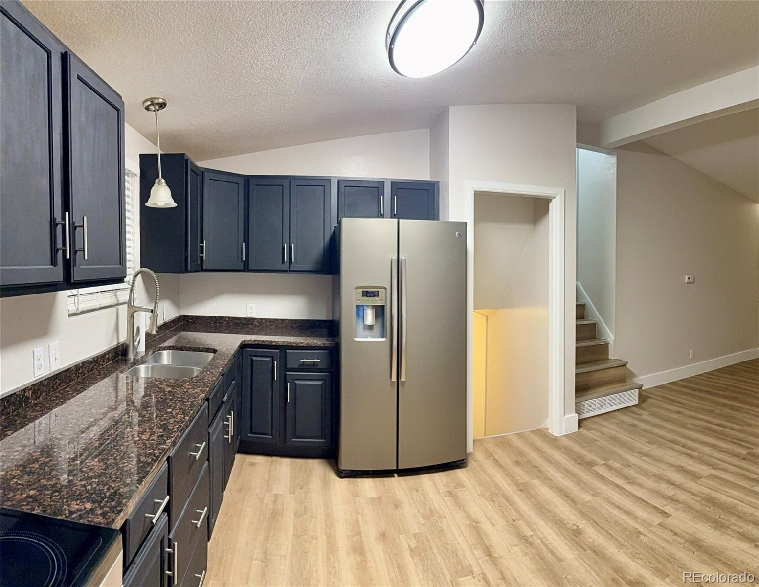 Photo of Listing #9667027