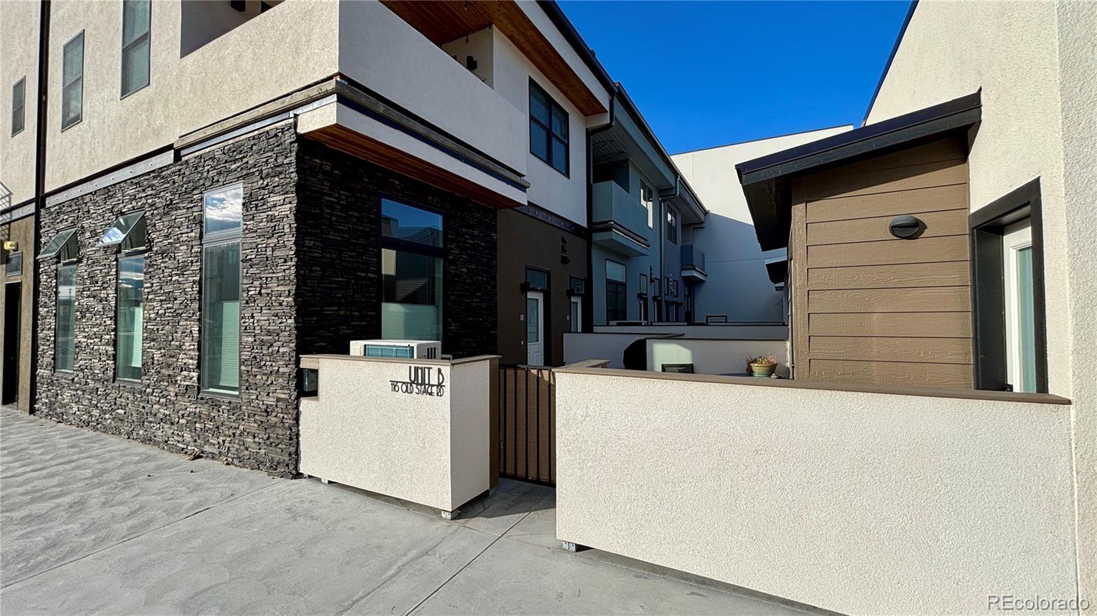 Photo of Listing #9674861