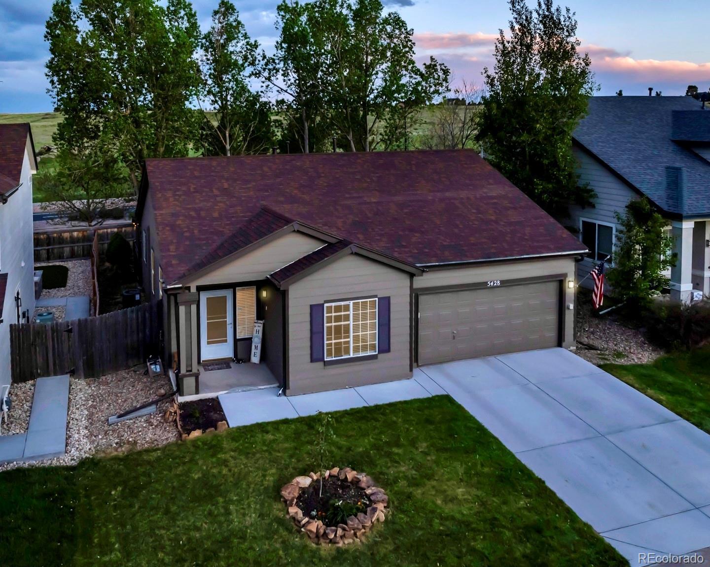 Photo of Listing #9677427