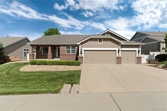 1638 Hallet Peak Drive, Longmont
