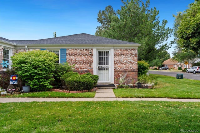 1276 Krameria Street, Denver