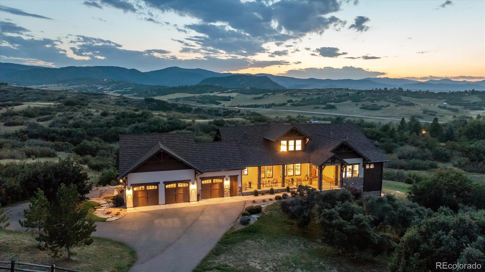 Photo of Listing #9713041