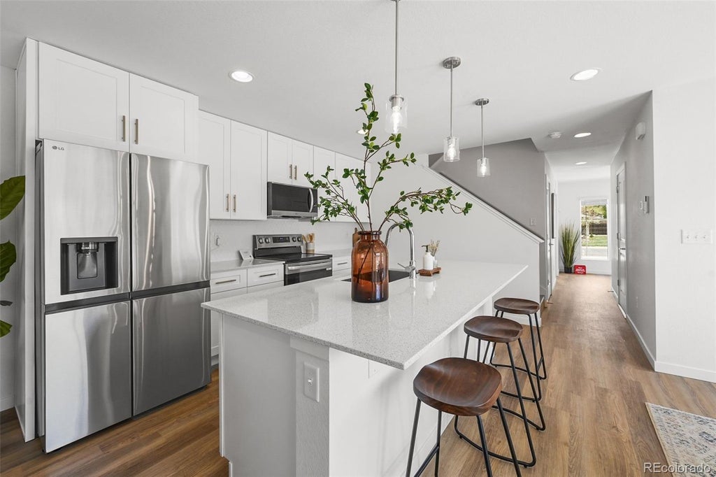 1281 N Akron Street, Aurora