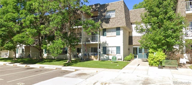 2225 S Jasmine Street 207, Denver