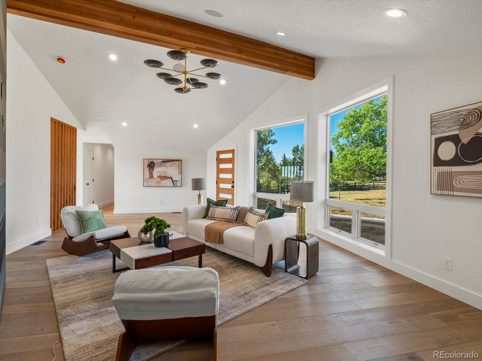 Photo of Listing #9745949