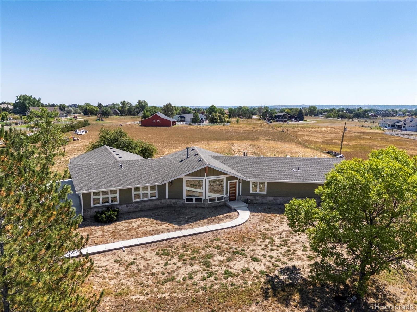 Photo of Listing #9745949