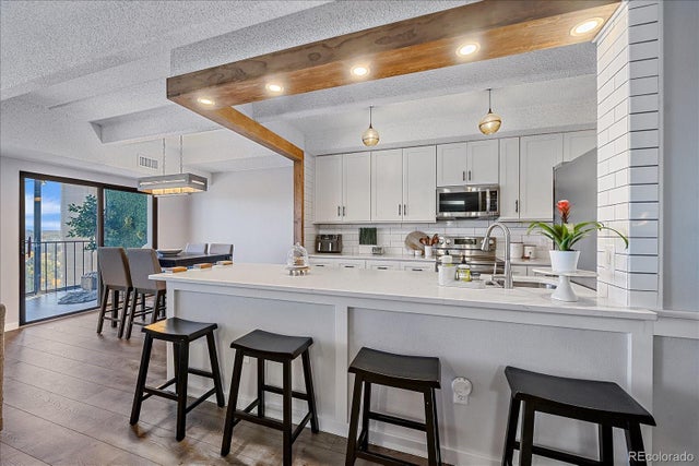 7865 E Mississippi Avenue 1006, Denver