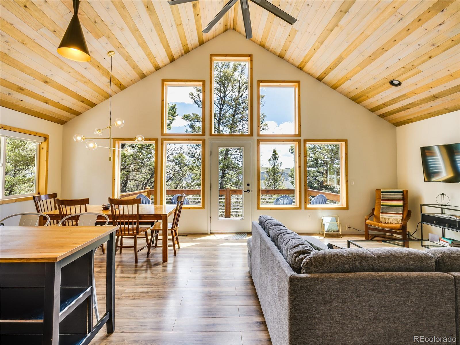 Photo of Listing #9762214