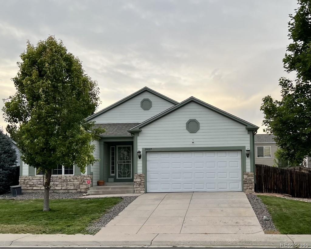 19037 E Ithaca Drive, Aurora