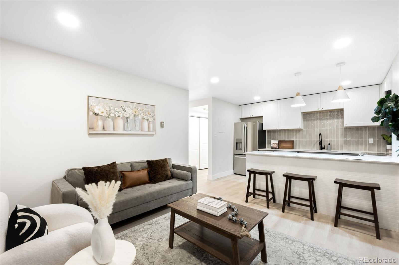 Photo of Listing #9806041