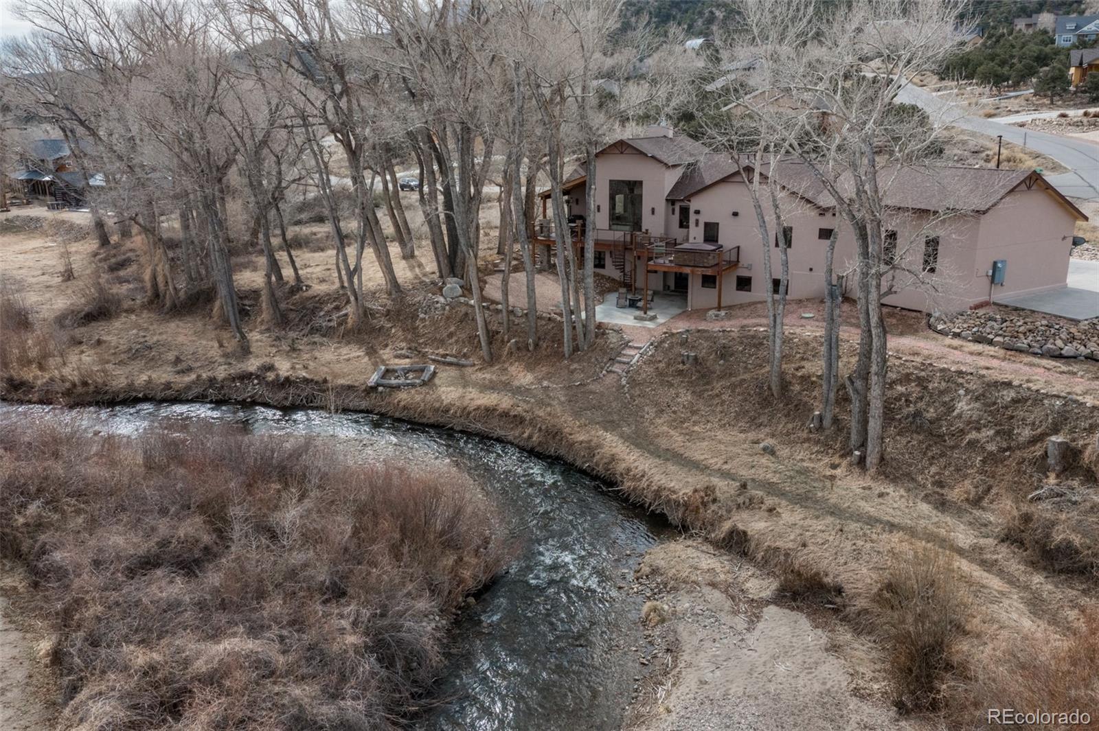 Photo of Listing #9817912