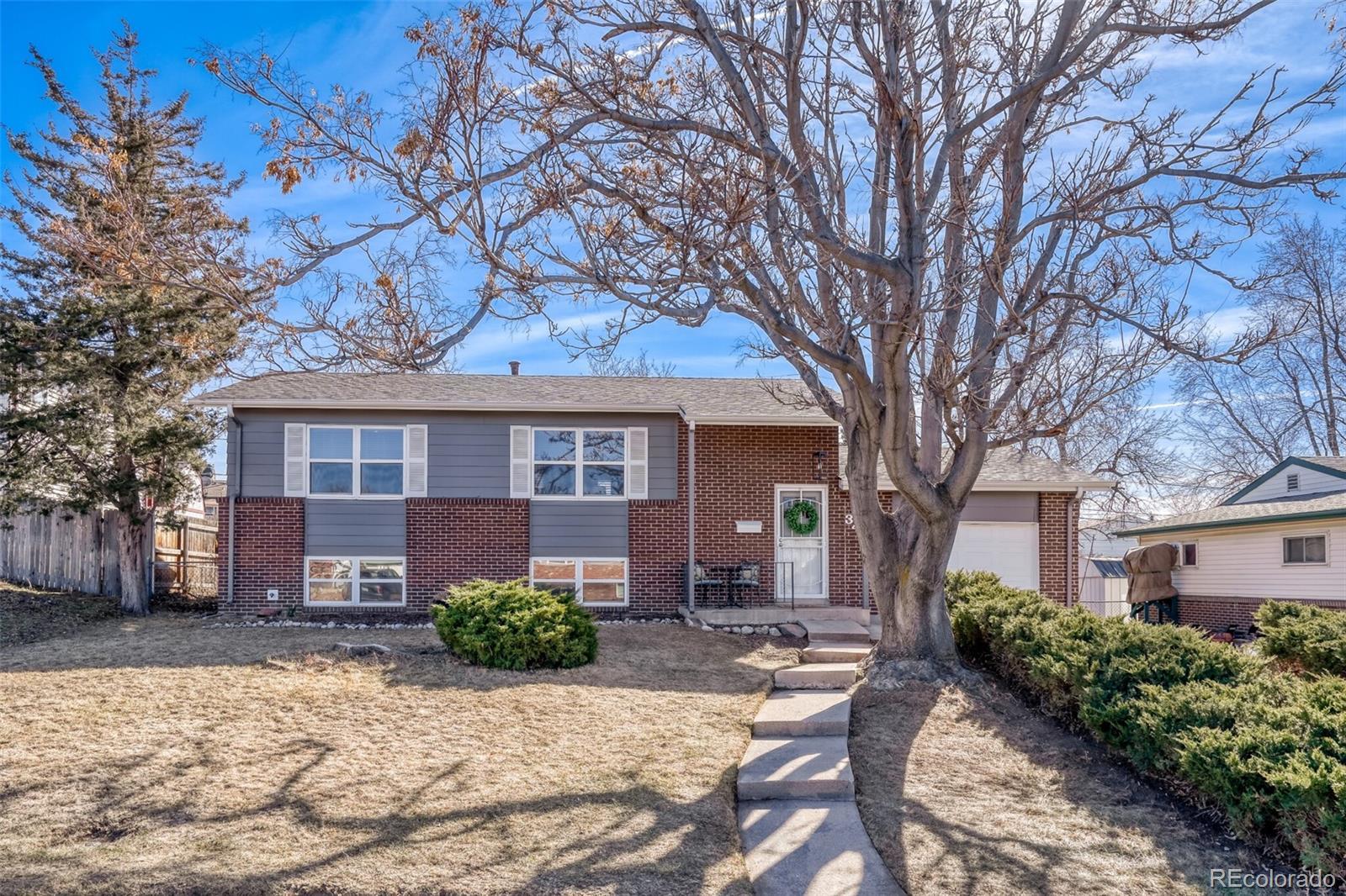 Photo of Listing #9829886