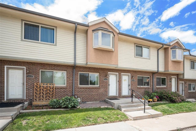 6920 W 48th Avenue, Wheat Ridge