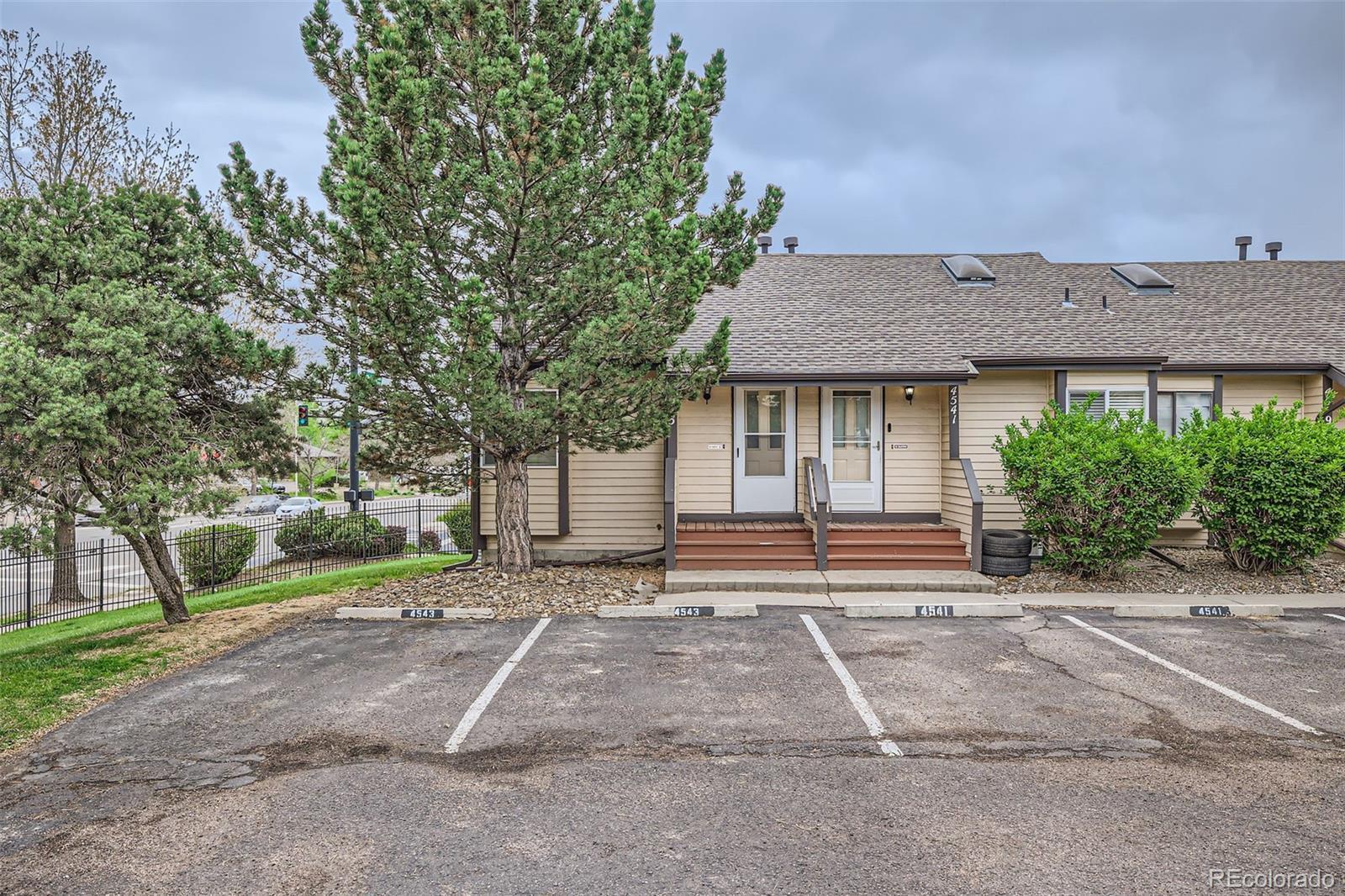 Photo of Listing #9835054