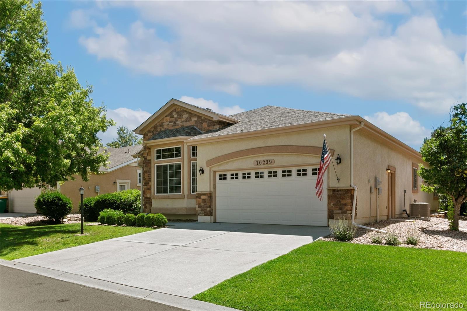 Photo of Listing #9838344