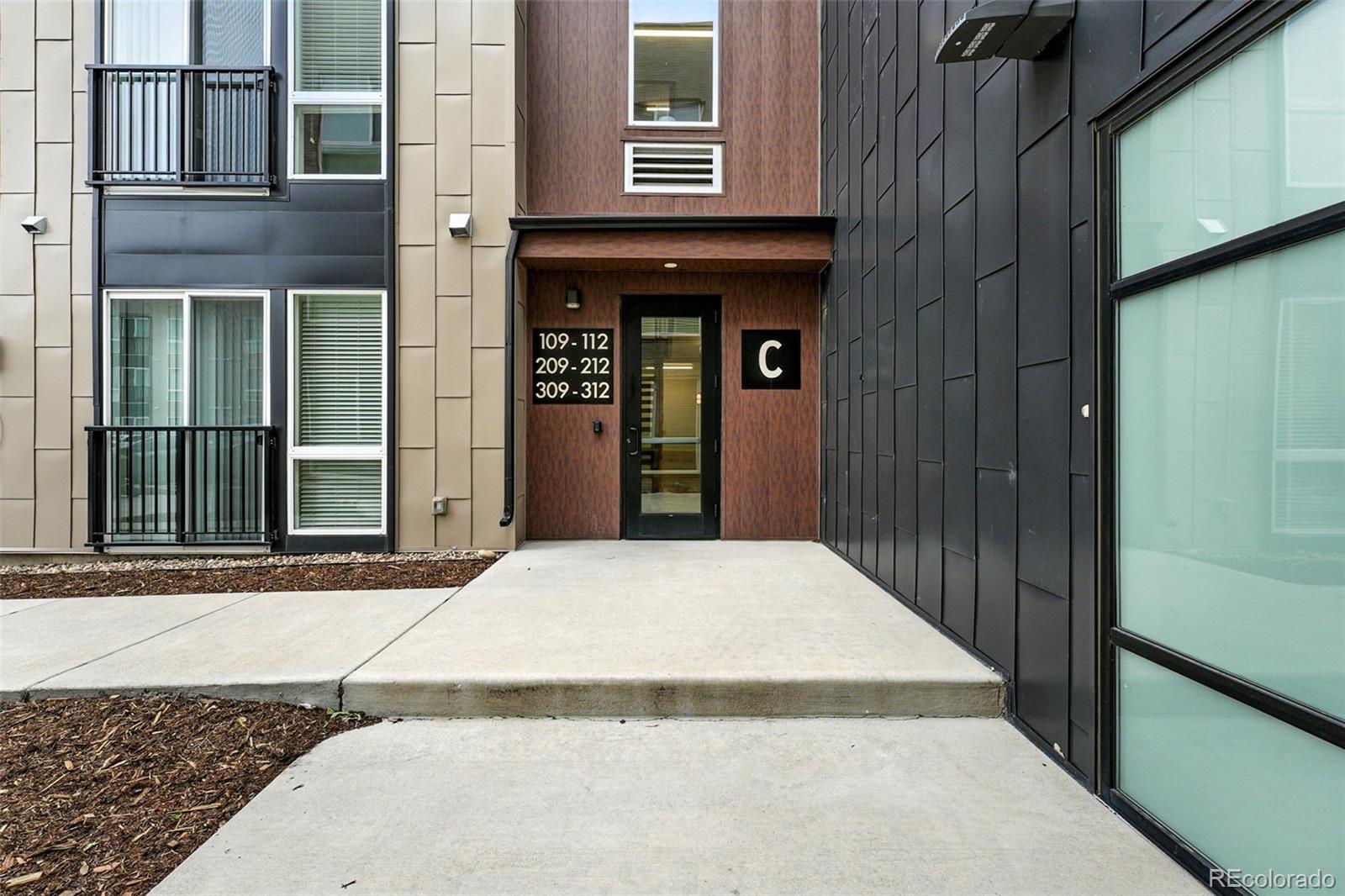 Photo of Listing #9873549