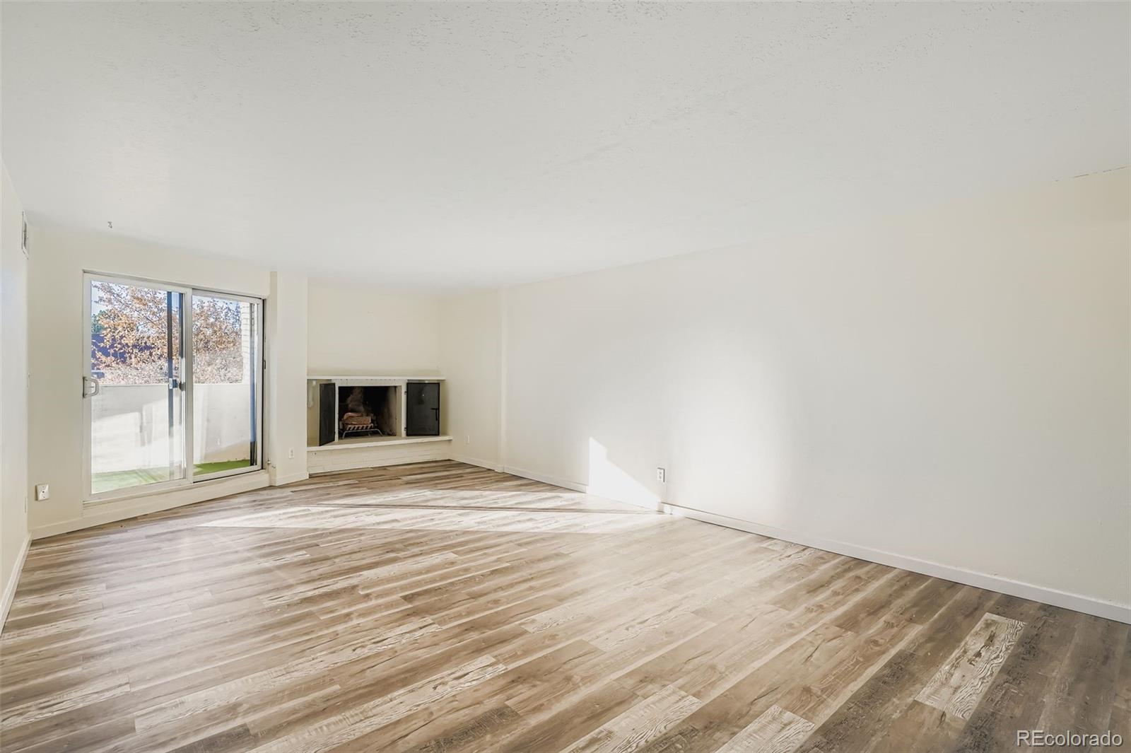 Photo of Listing #9874227