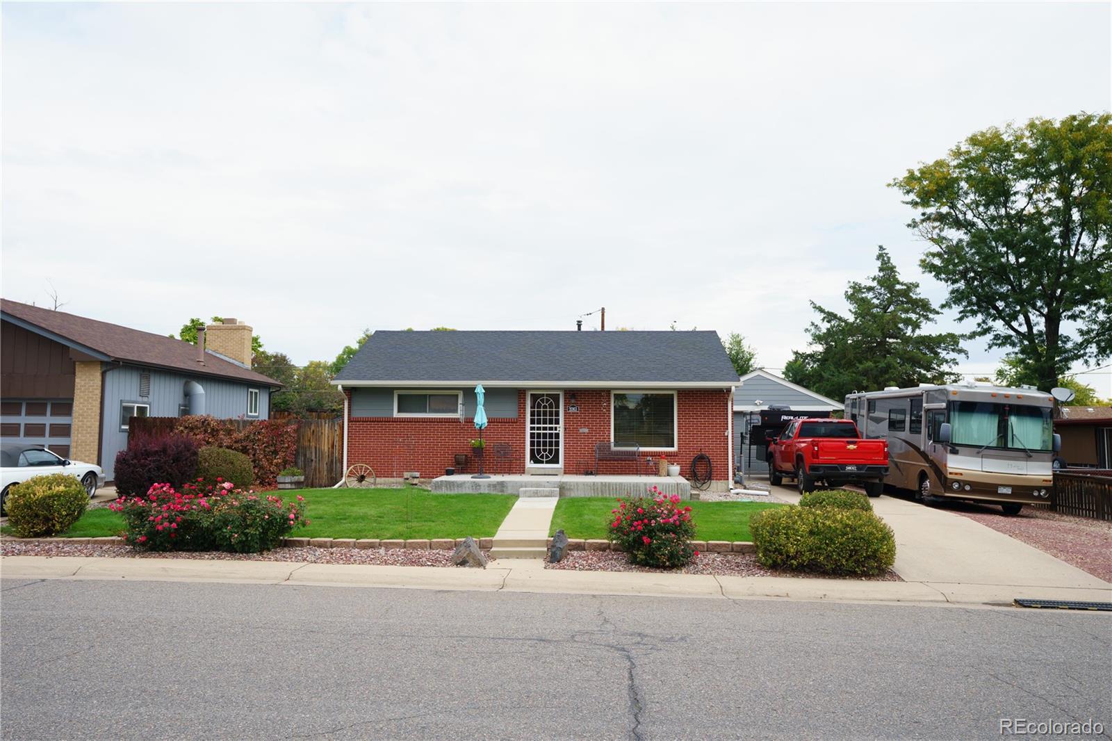 Photo of Listing #9880561