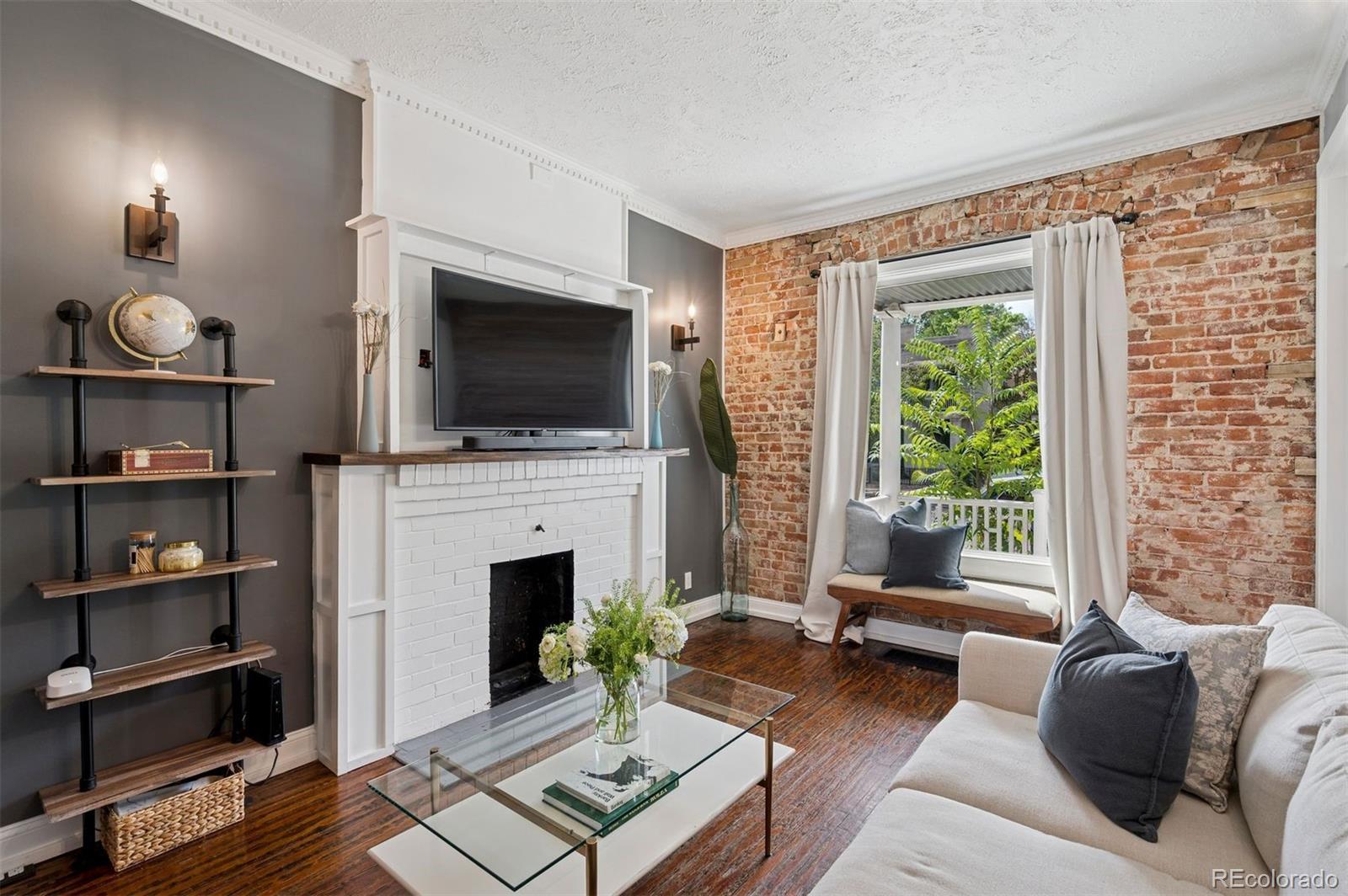 Photo of Listing #9893598