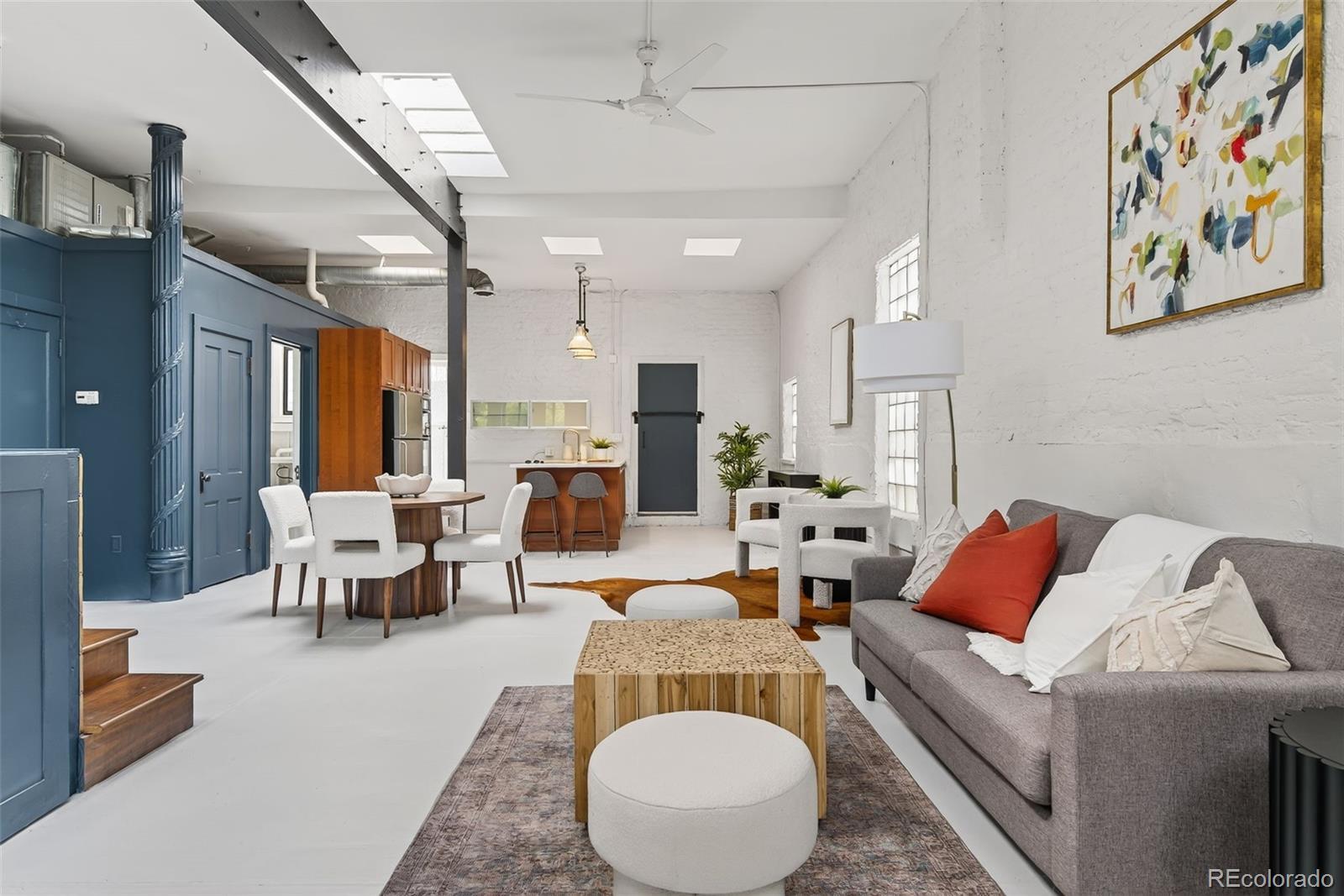 Photo of Listing #9902860