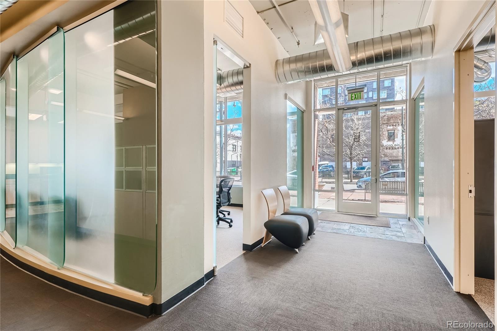 Photo of Listing #9906857