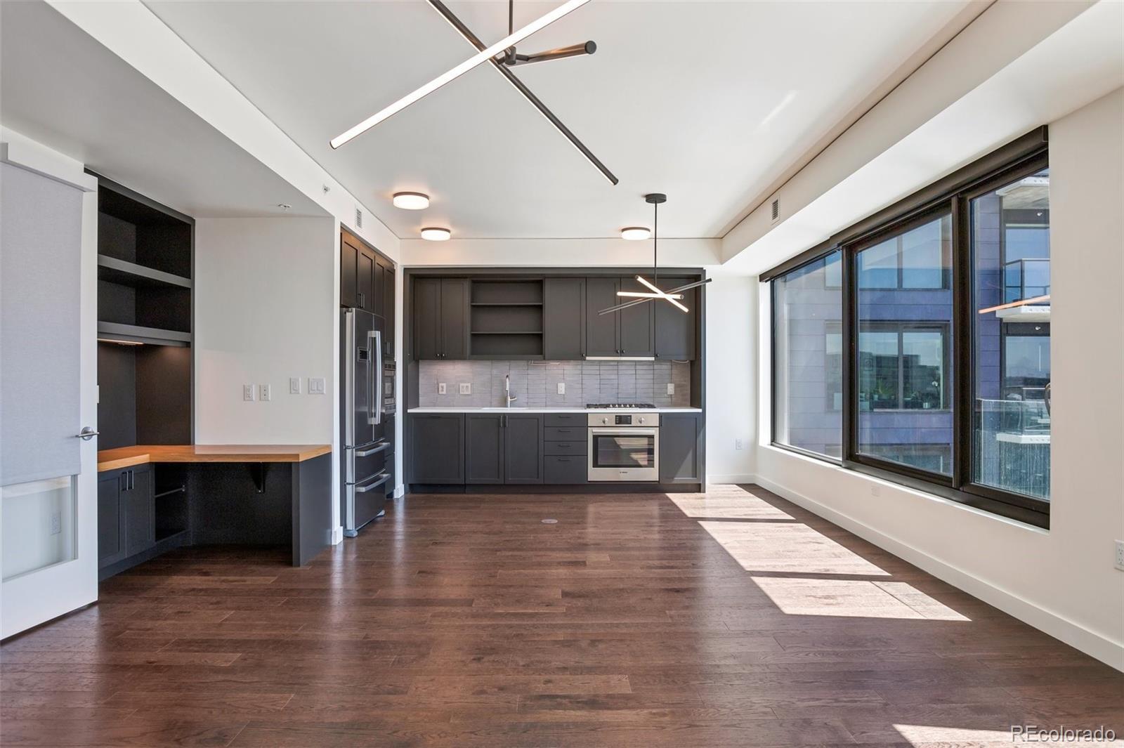 Photo of Listing #9919066