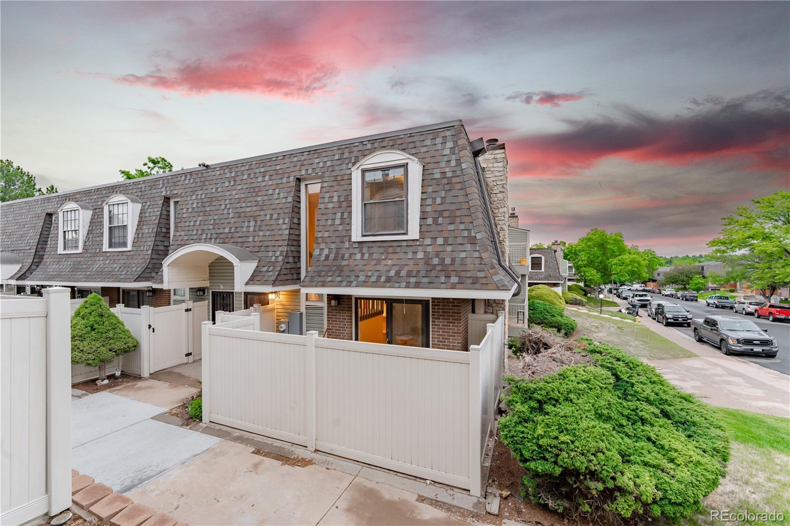 Photo of Listing #9941555