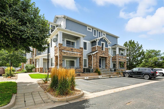 5255 Memphis Street 312, Denver