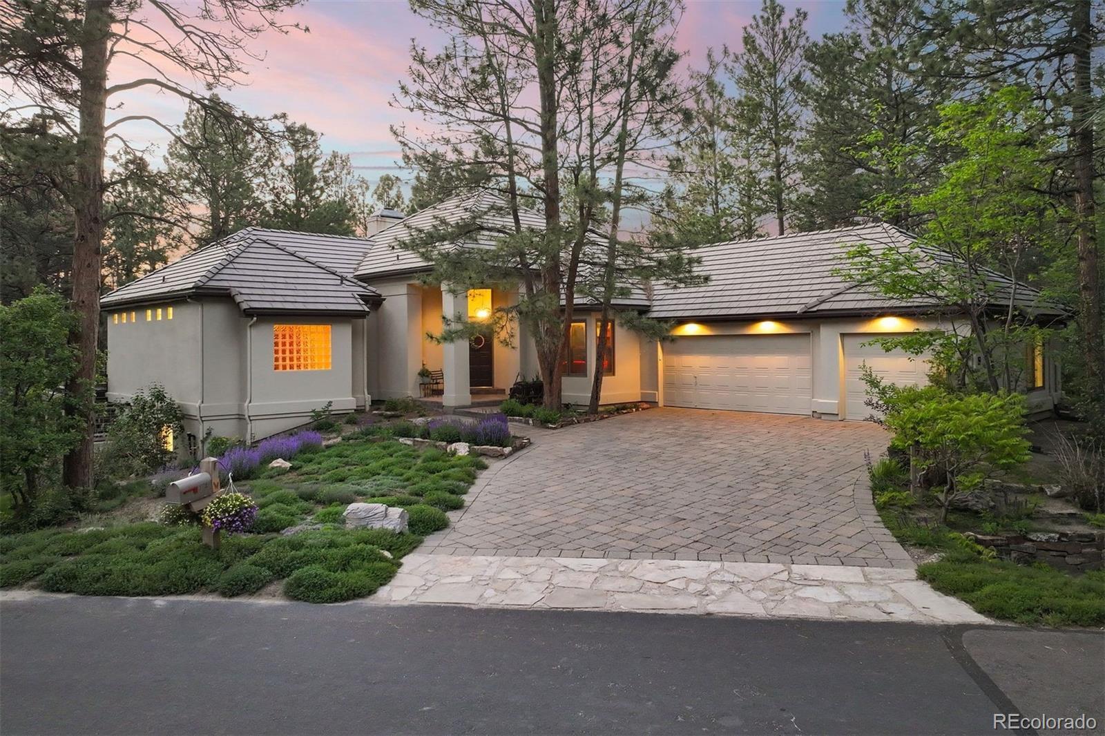 Photo of Listing #9967356