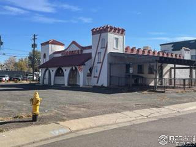 4930 W Colfax Avenue, Denver