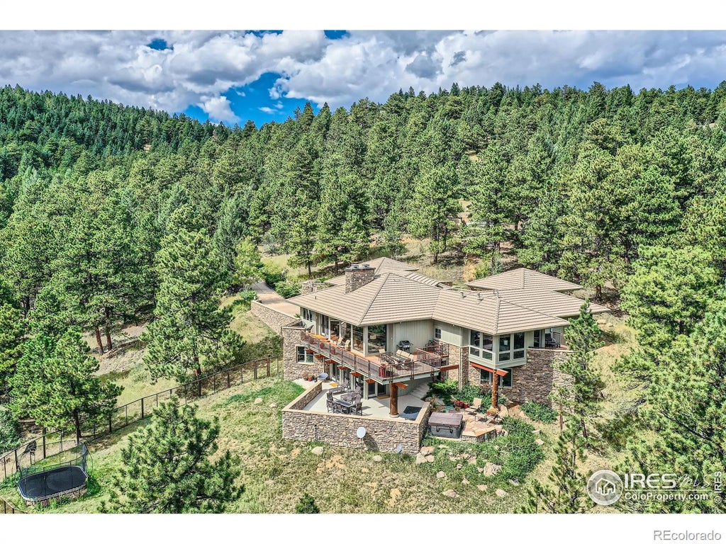 2307 Magnolia Drive, Nederland