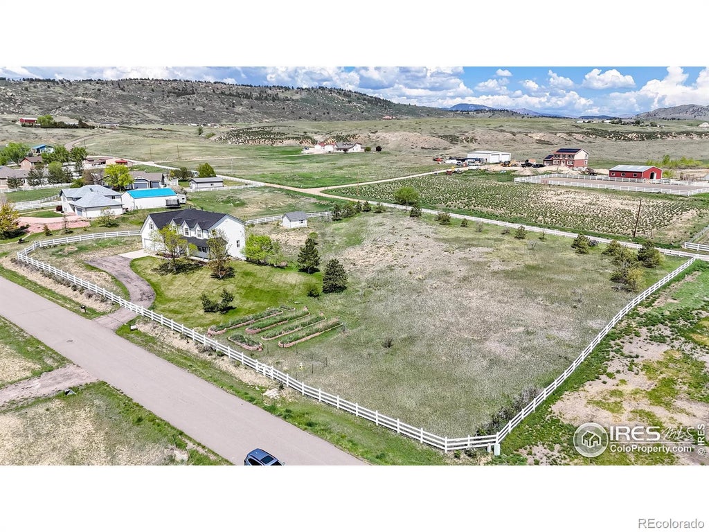 5306 Foothills Drive, Berthoud