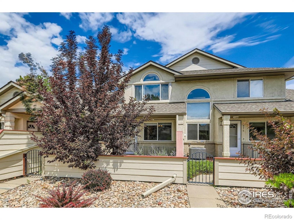 572 Ridgeview Drive, Louisville