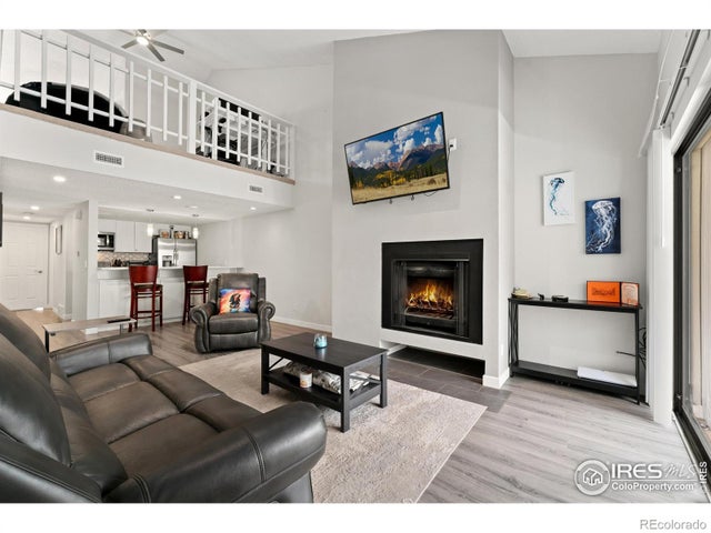 1160 S Monaco Parkway 6, Denver