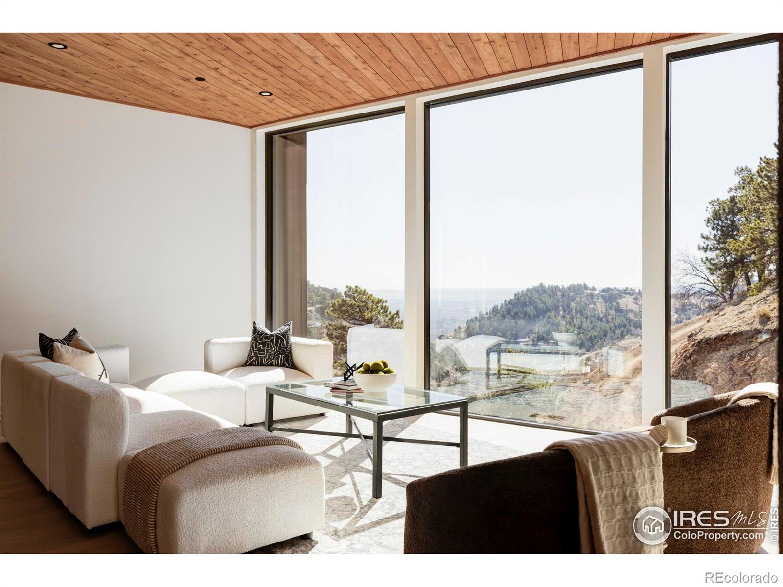 Photo of Listing #IR1040077