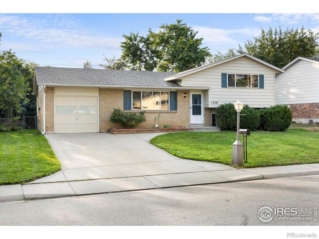 1328 S Terry Street, Longmont