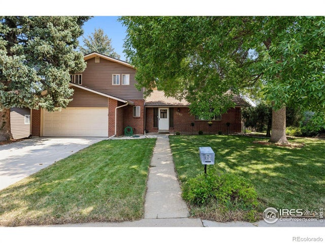 1320 Holly Drive E, Broomfield