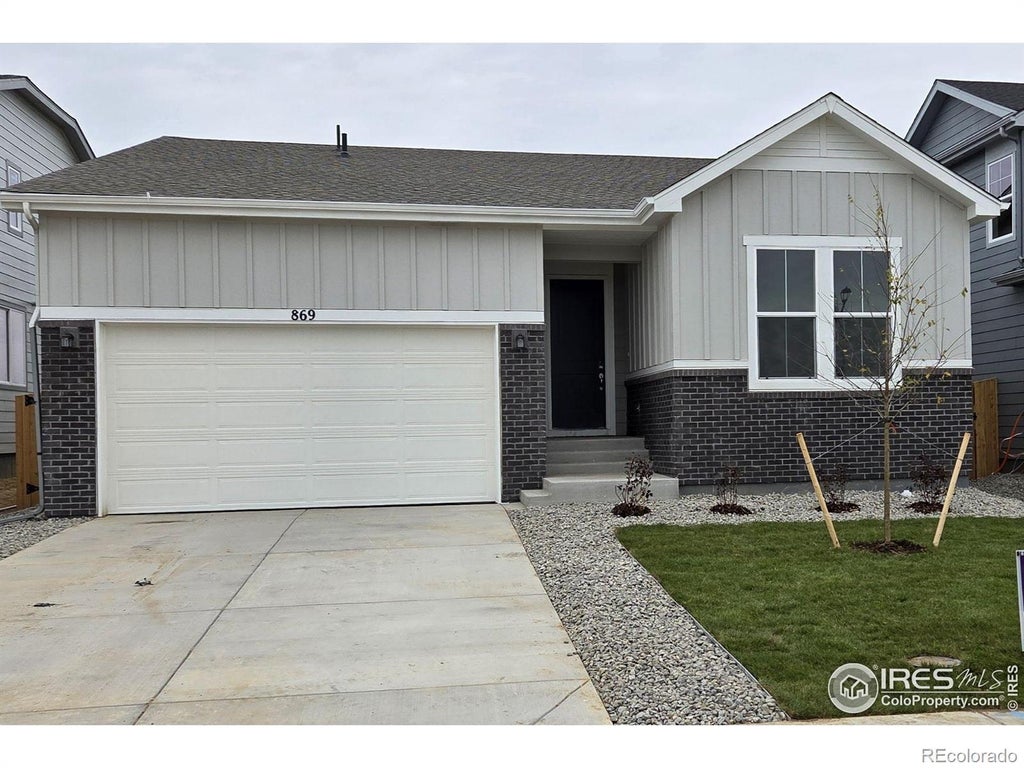 869 Harvard Street, Johnstown