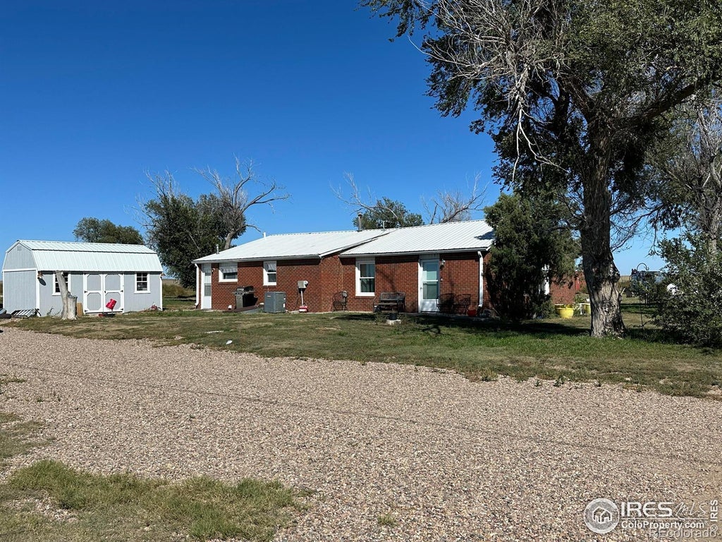 18807 County Road P Road, Kit Carson