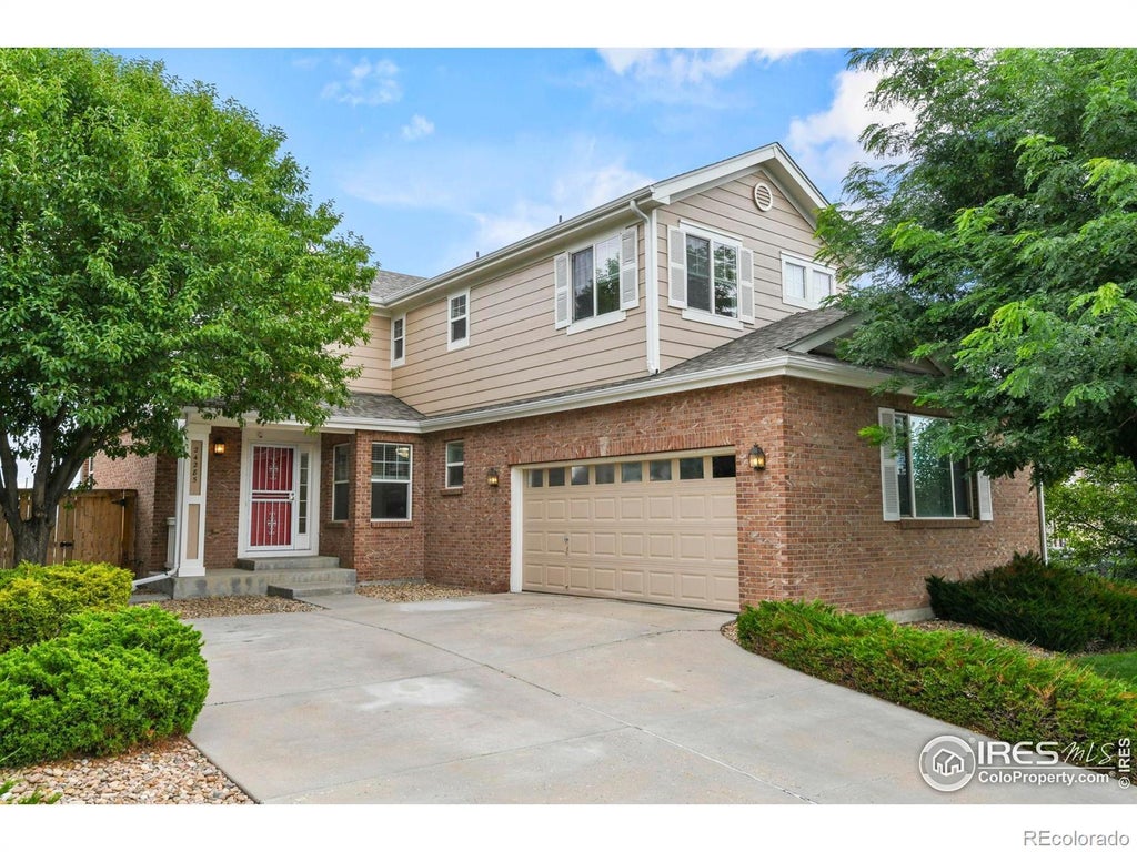 24285 E Wagon Trail Avenue, Aurora