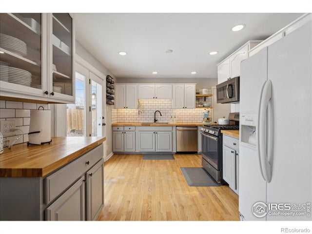 920 W 1st Avenue, Broomfield