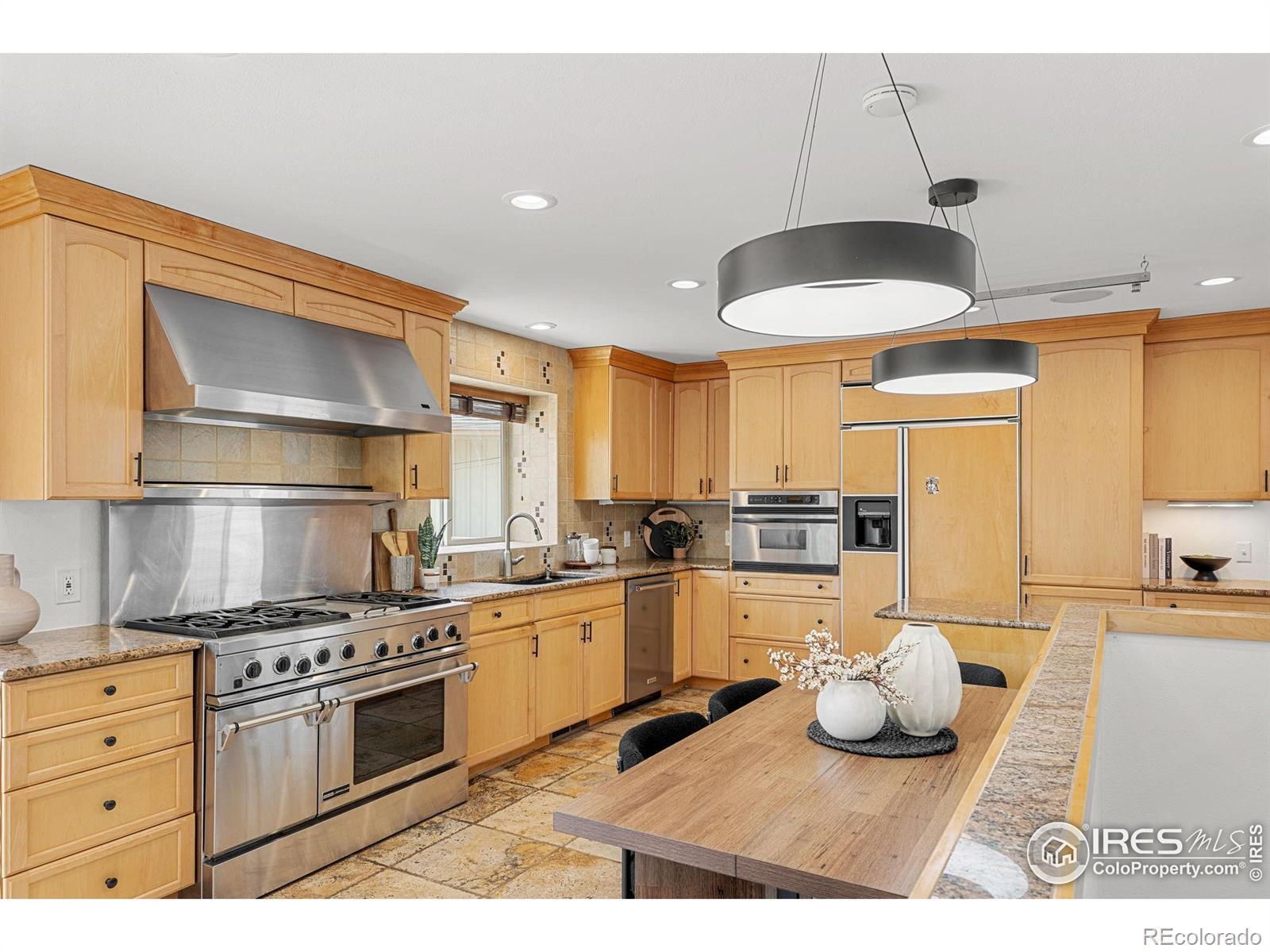 Photo of Listing #IR1045810