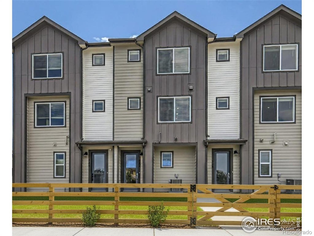 2379 E Suniga Road, Fort Collins