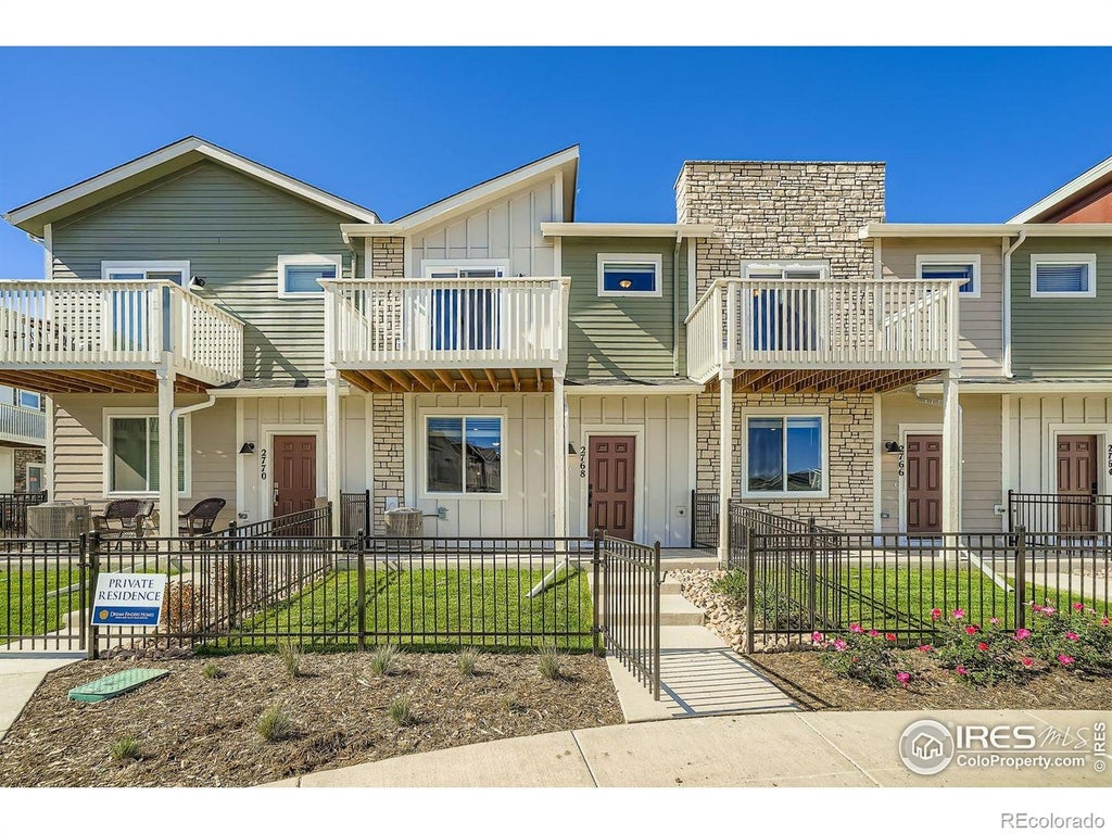 2768 Bear Springs Circle, Longmont