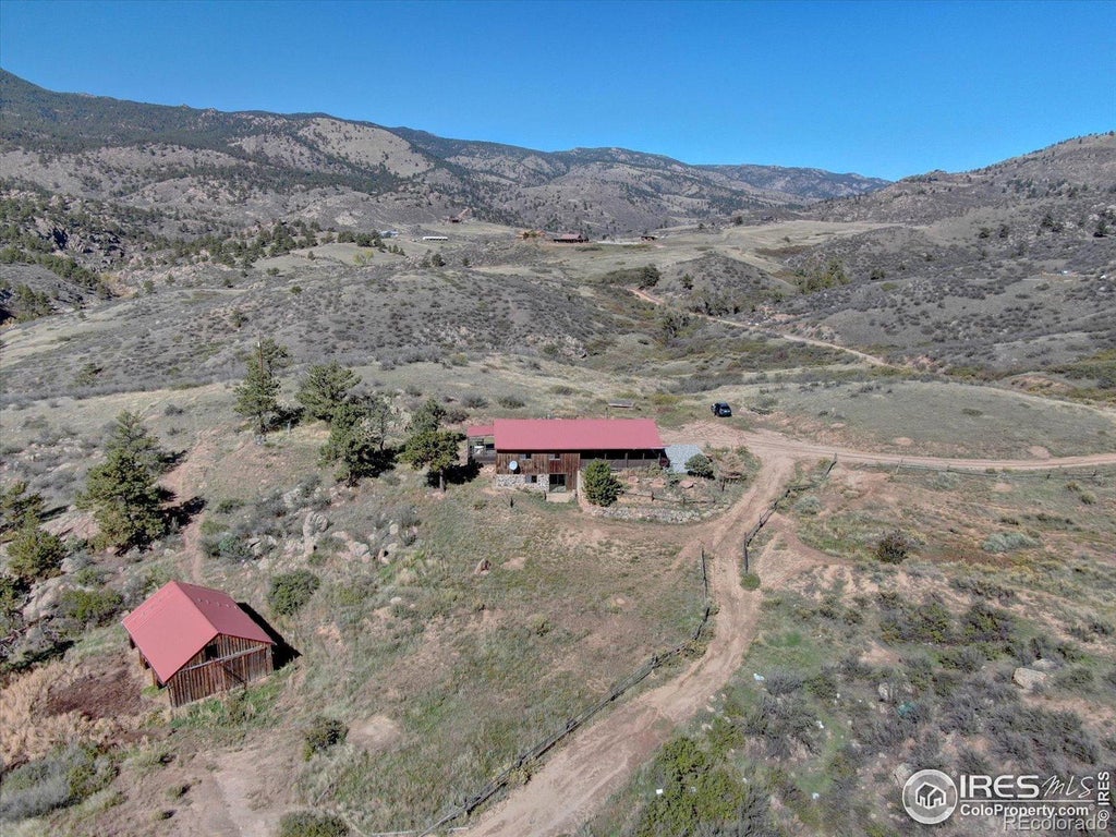 1165 Stagecoach Trail, Lyons