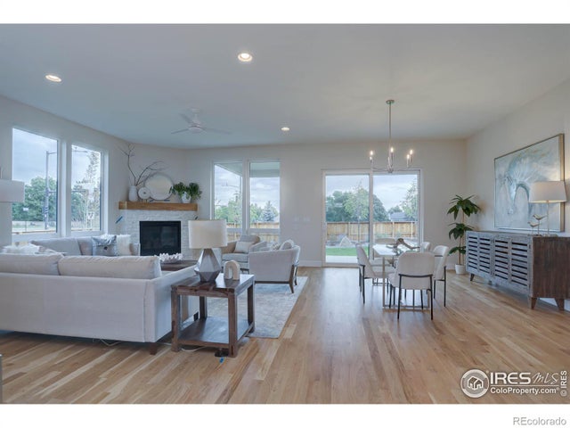 499 Muirfield Circle, Louisville