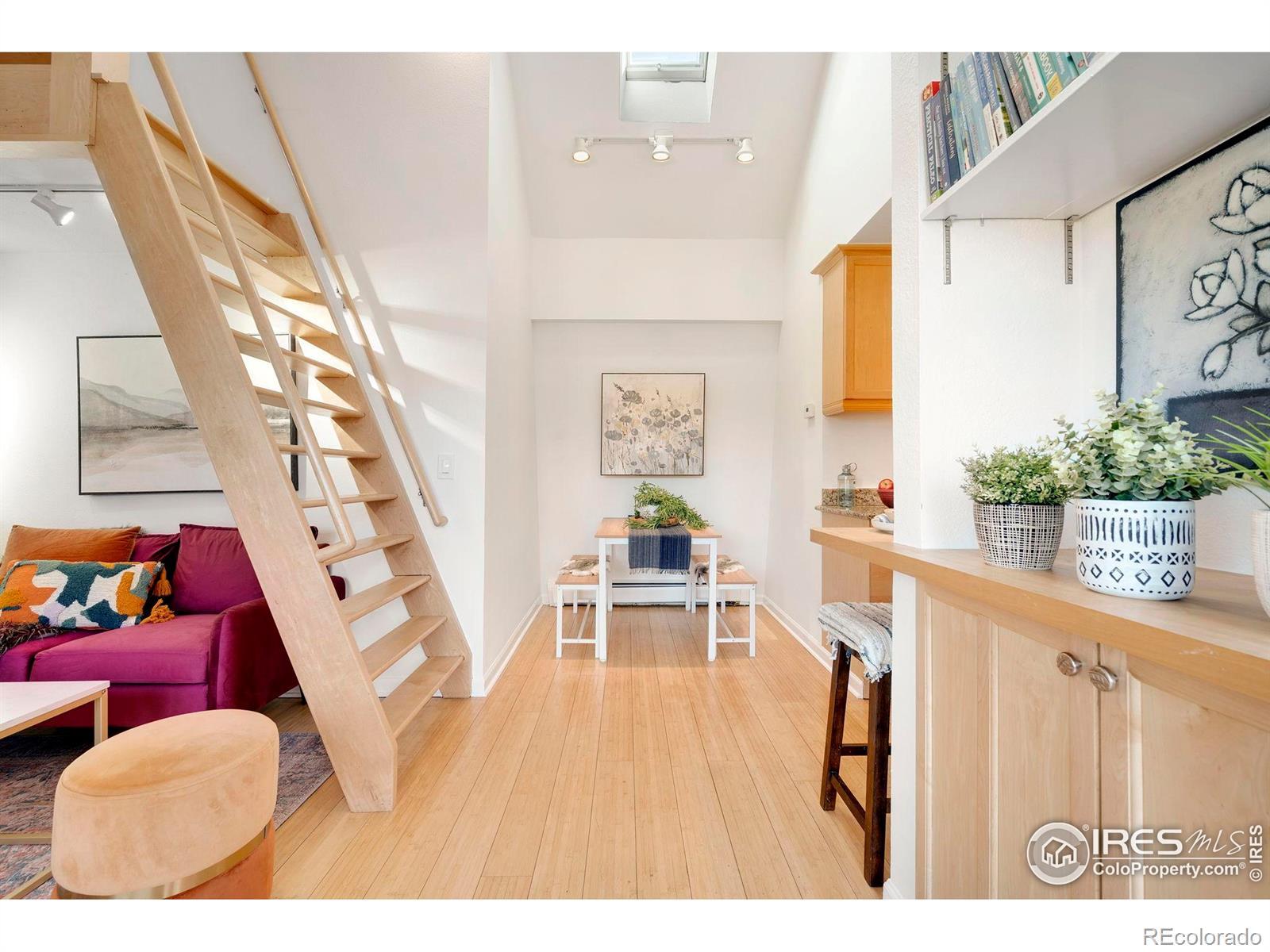 Photo of Listing #IR1049183