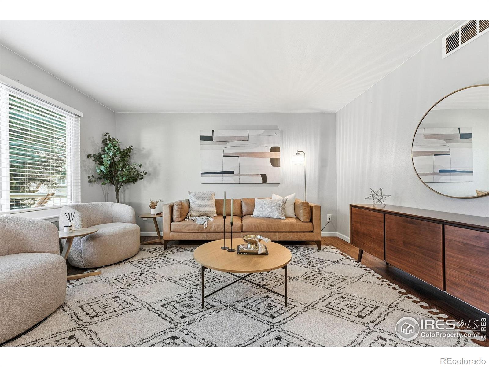 Photo of Listing #IR1049804